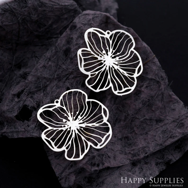 Stainless Steel Jewelry Charms, Raw Brass Charms, Flower Charms, Earrings Findings, Stainless Steel Silver Jewelry Pendants, Brass Jewelry Findings, Stainless Steel Pendants Jewelry Wholesale (D2063)