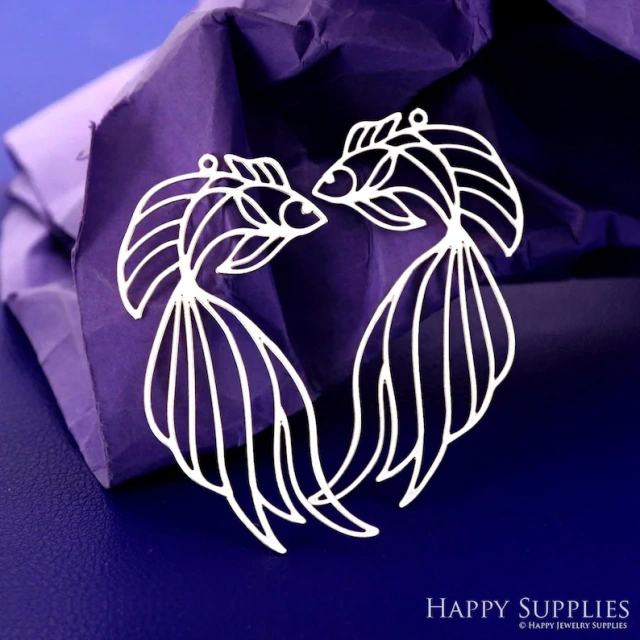 Stainless Steel Jewelry Charms, Raw Brass Charms, Fish Charms, Earrings Findings, Stainless Steel Silver Jewelry Pendants, Brass Jewelry Findings, Stainless Steel Pendants Jewelry Wholesale (D2883)