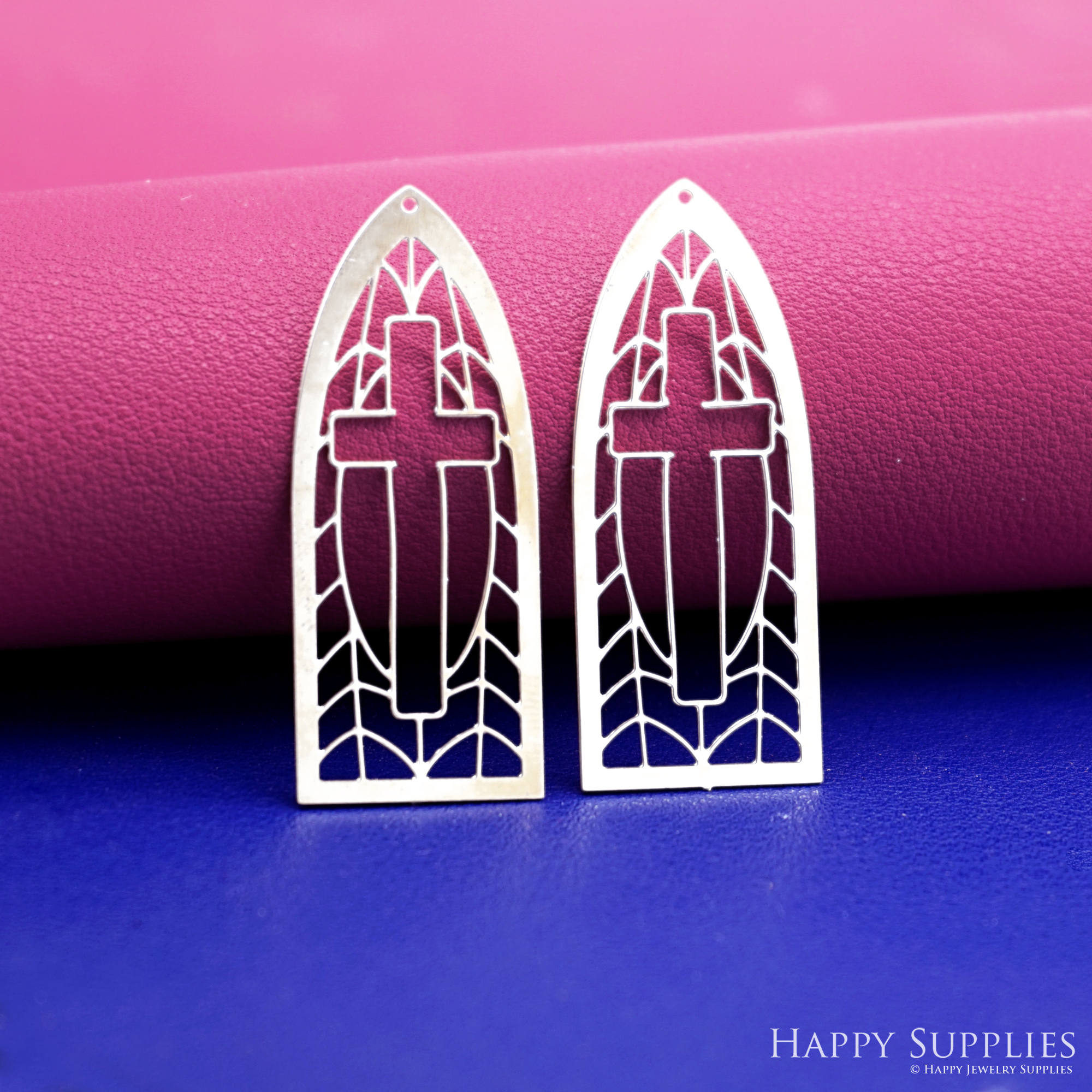 Stainless Steel Jewelry Charms, Raw Brass Charms, Church window Cross Charms, Earrings Findings, Stainless Steel Silver Jewelry Pendants, Brass Jewelry Findings, Stainless Steel Pendants Jewelry Wholesale (D2945)