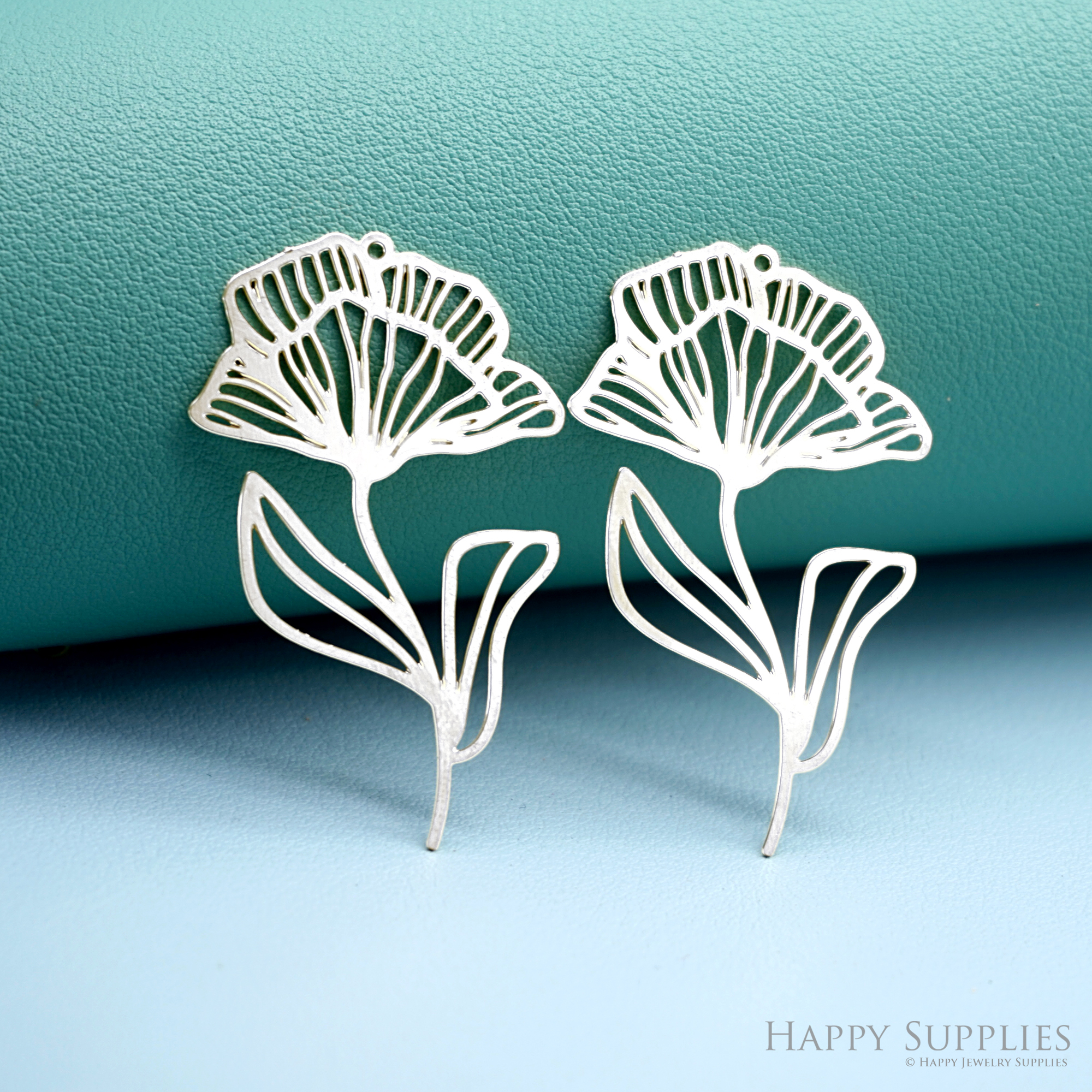2pcs Stainless Steel Jewelry Charms, Raw Brass Charms, Flower Charms, Earrings Findings, Stainless Steel Silver Jewelry Pendants, Brass Jewelry Findings, Stainless Steel Pendants Jewelry Wholesale (D2954)