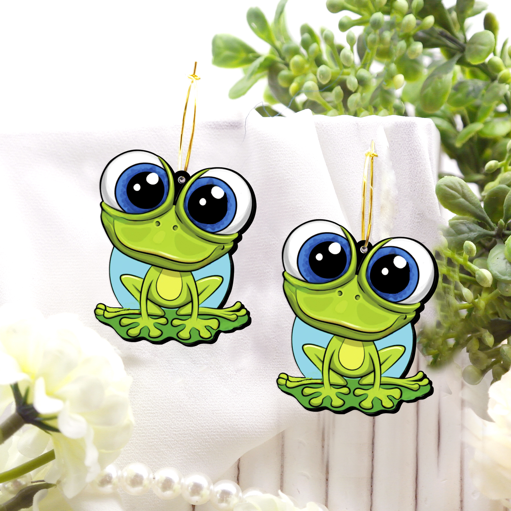 2pcs Handmade Jewelry Making Supplies Beads Cut Wooden Big-eyed cute frog Charm For DIY Necklace Earring Brooch (WE349)