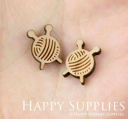 4pcs Handmade Jewelry Making Supplies Wooden Charm, DIY Necklace Earrings Brooch, Laser Cut Wool Ball Wooden Charms, Mini Wooden Charms (SWC149)