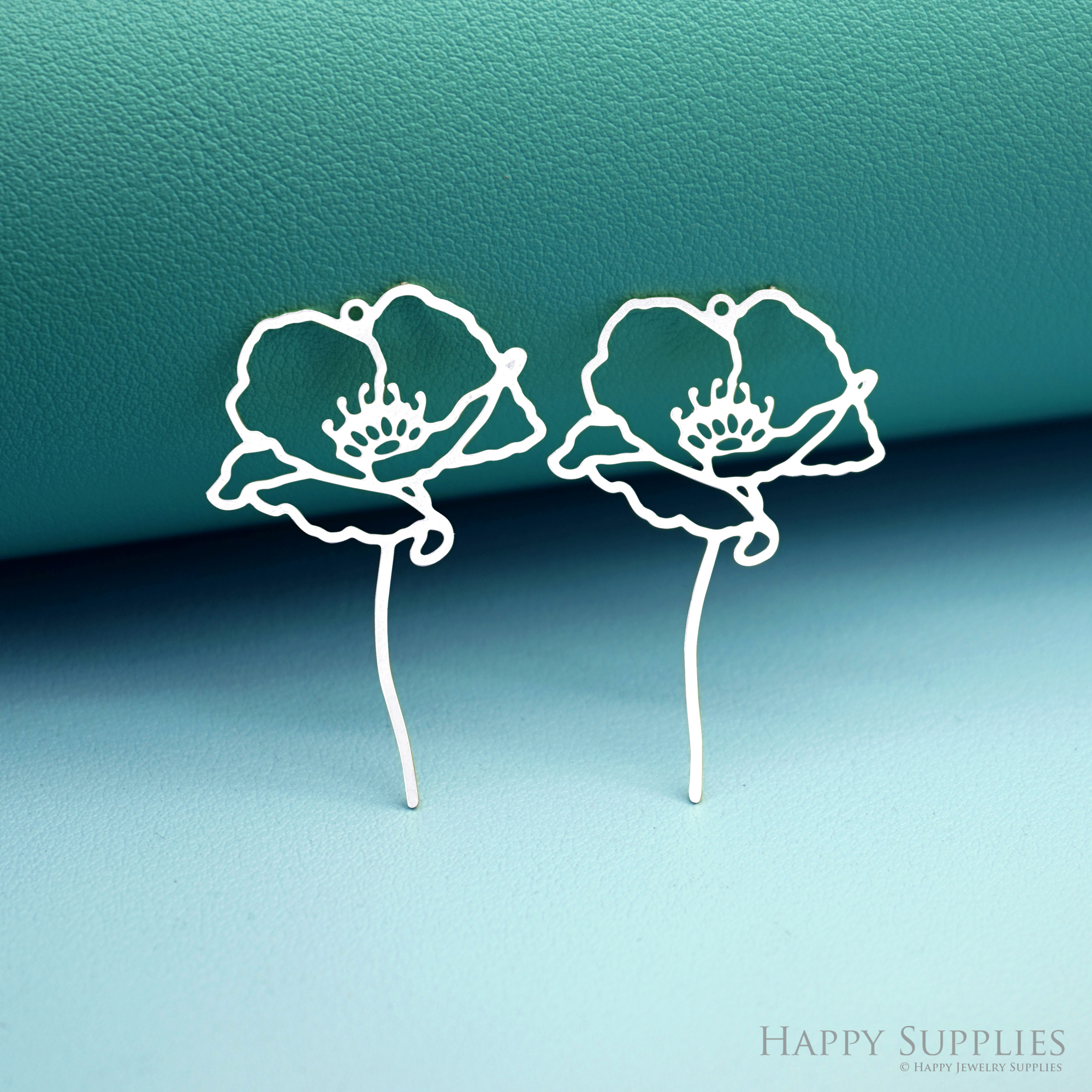 2pcs Stainless Steel Jewelry Charms, Raw Brass Charms, Poppy Flowers Charms, Earrings Findings, Stainless Steel Silver Jewelry Pendants, Brass Jewelry Findings, Stainless Steel Pendants Jewelry Wholesale (D2962)