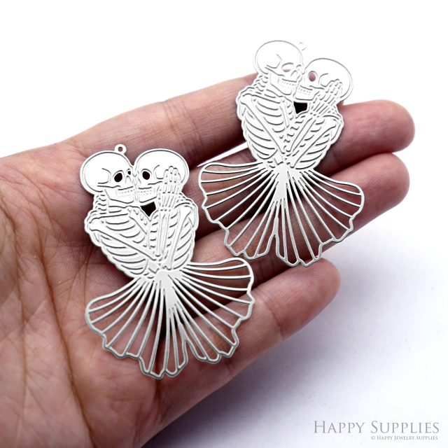 Corroded Stainless Steel Jewelry Charms, Skull Halloween Brass Charms, Earring Charms, Etched Silver Jewelry Pendants, Etched Brass Jewelry Findings, Jewelry Wholesale (SSB1090)