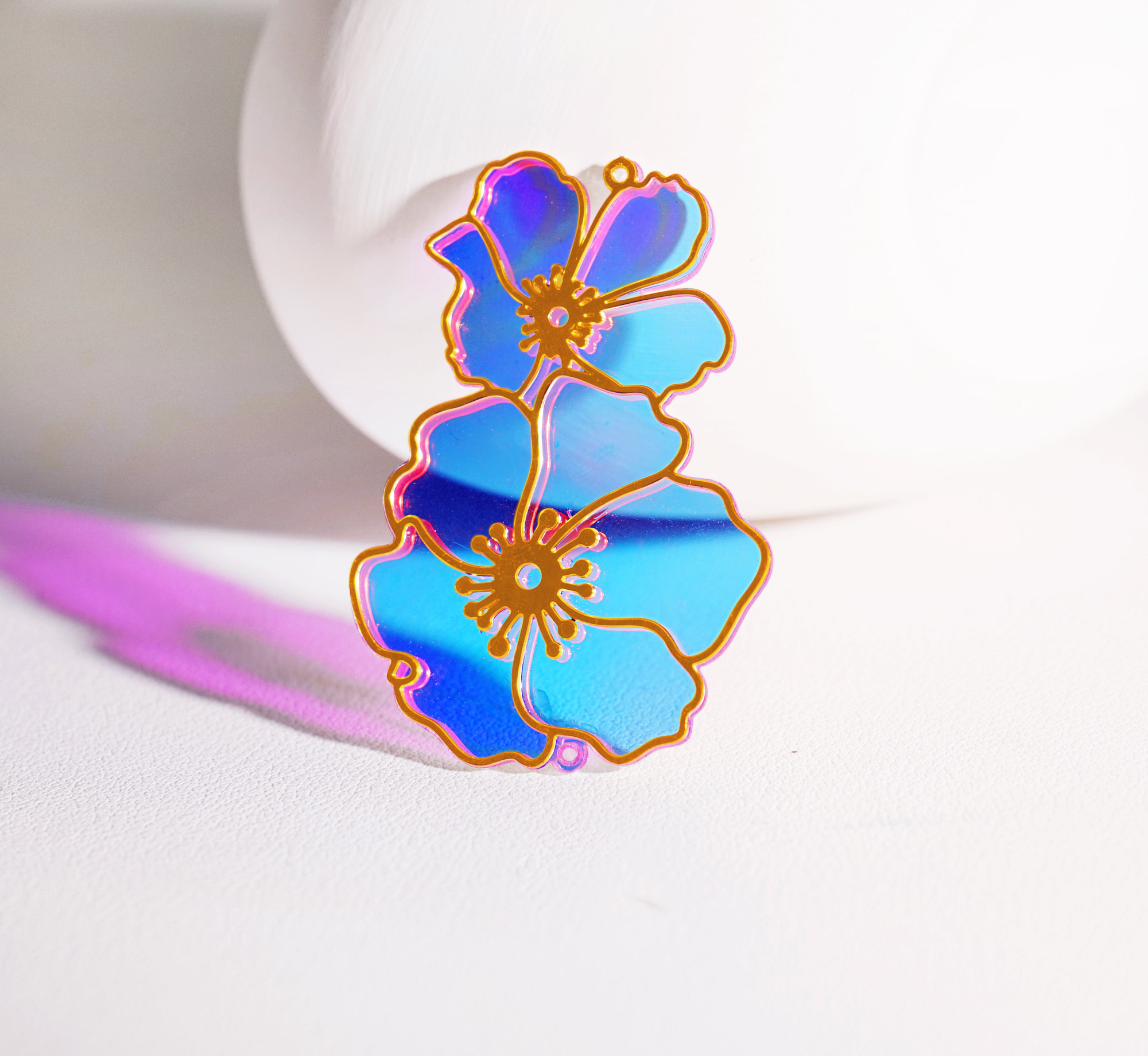 2pcs Rainbow Flowers Charm, Brass Prism Charm, Iridescent Cherry blossom Pendant,Flower Connector, Sun catcher DIY Jewelry Making Supplie (Q2313)