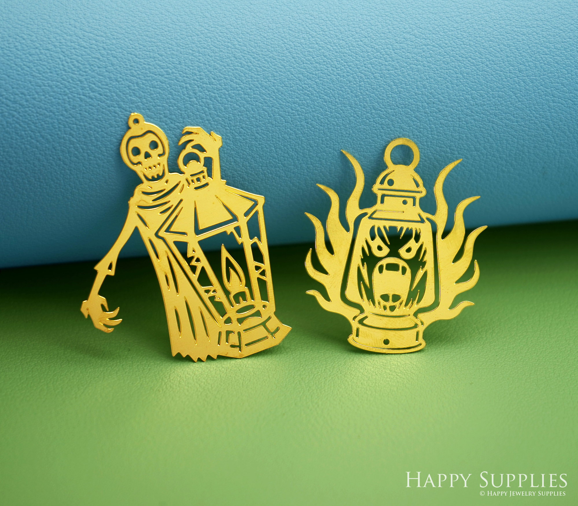 2pcs Stainless Steel Jewelry Charms, Raw Brass Charms, Ghost Halloween Charms, Earrings Findings, Stainless Steel Silver Jewelry Pendants, Brass Jewelry Findings, Stainless Steel Pendants Jewelry Wholesale (D2974)