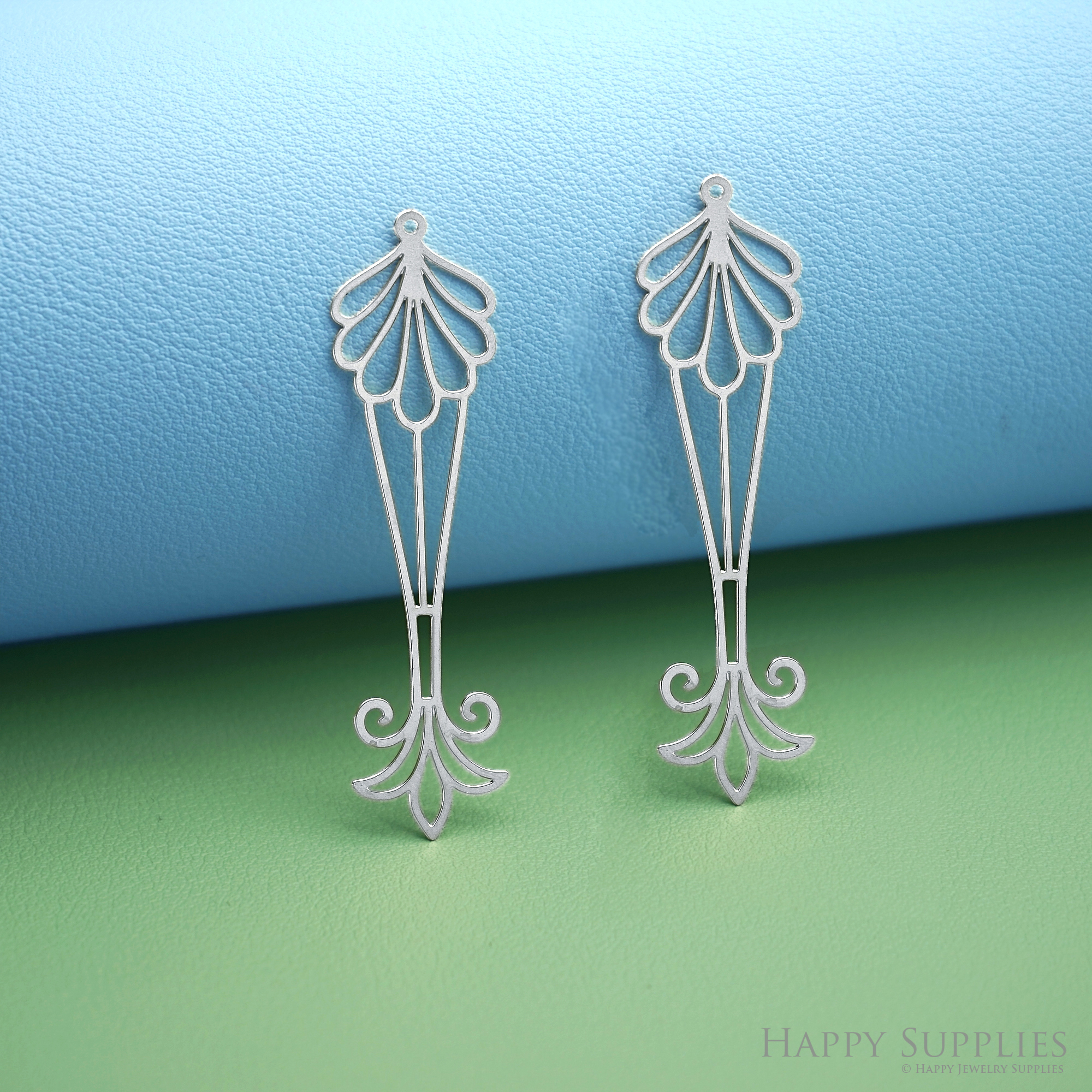 2pcs Stainless Steel Jewelry Charms, Raw Brass Charms, Flowers Charms, Earrings Findings, Stainless Steel Silver Jewelry Pendants, Brass Jewelry Findings, Stainless Steel Pendants Jewelry Wholesale (D2977)