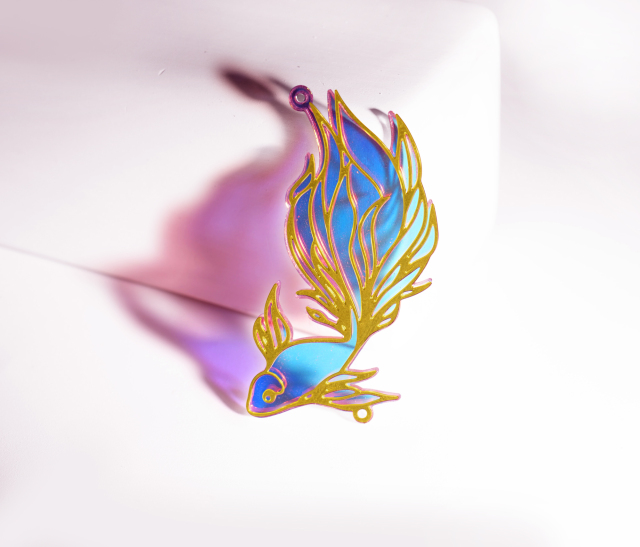 2pcs Rainbow Fish Charm, Brass Prism Charm, Iridescent Fish Pendant, Fish Connector, DIY Jewelry Making Supplie, Fish Sun catcher (Q2638)