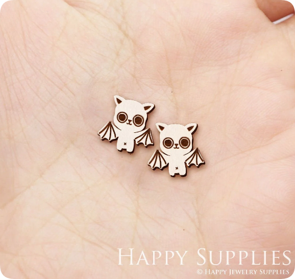 4pcs Handmade Jewelry Making Supplies Wooden Charm, DIY Necklace Earrings Brooch, Laser Cut Bat Wooden Charms, Mini Wooden Earrings, Mini Wooden Charms (SWN319)