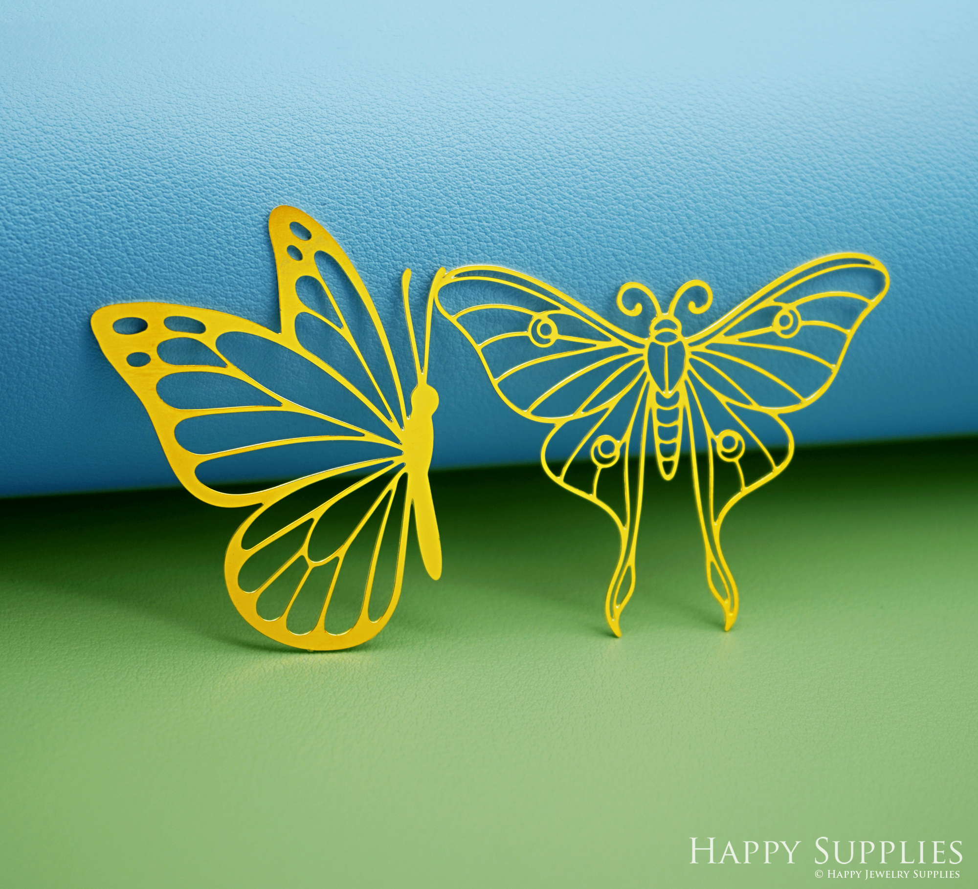 2pcs Stainless Steel Jewelry Charms, Raw Brass Charms, Moth Butterfly Charms, Earrings Findings, Stainless Steel Silver Jewelry Pendants, Brass Jewelry Findings, Stainless Steel Pendants Jewelry Wholesale (D2998)