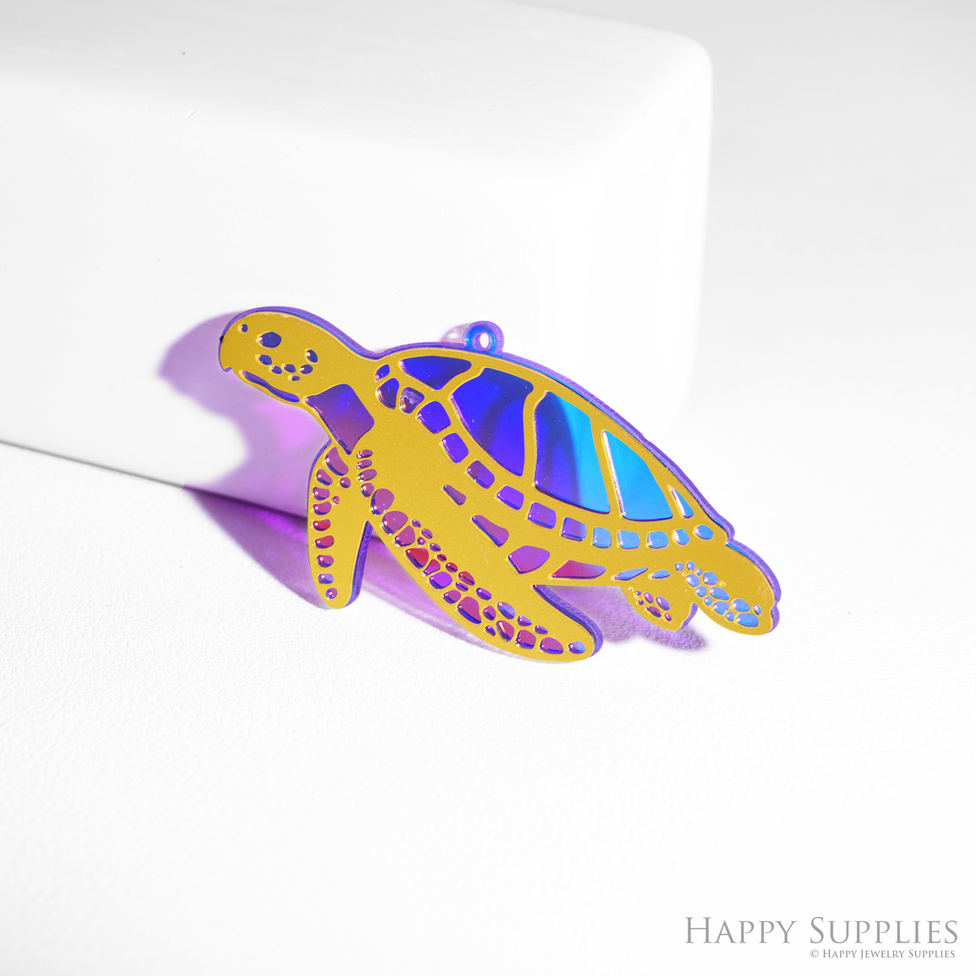 2pcs Rainbow Turtle Charm, Brass Prism Charm, Iridescent Turtle Pendant, Turtle Connector, DIY Jewelry Making Supplie, Turtle Suncatchers (Q065)