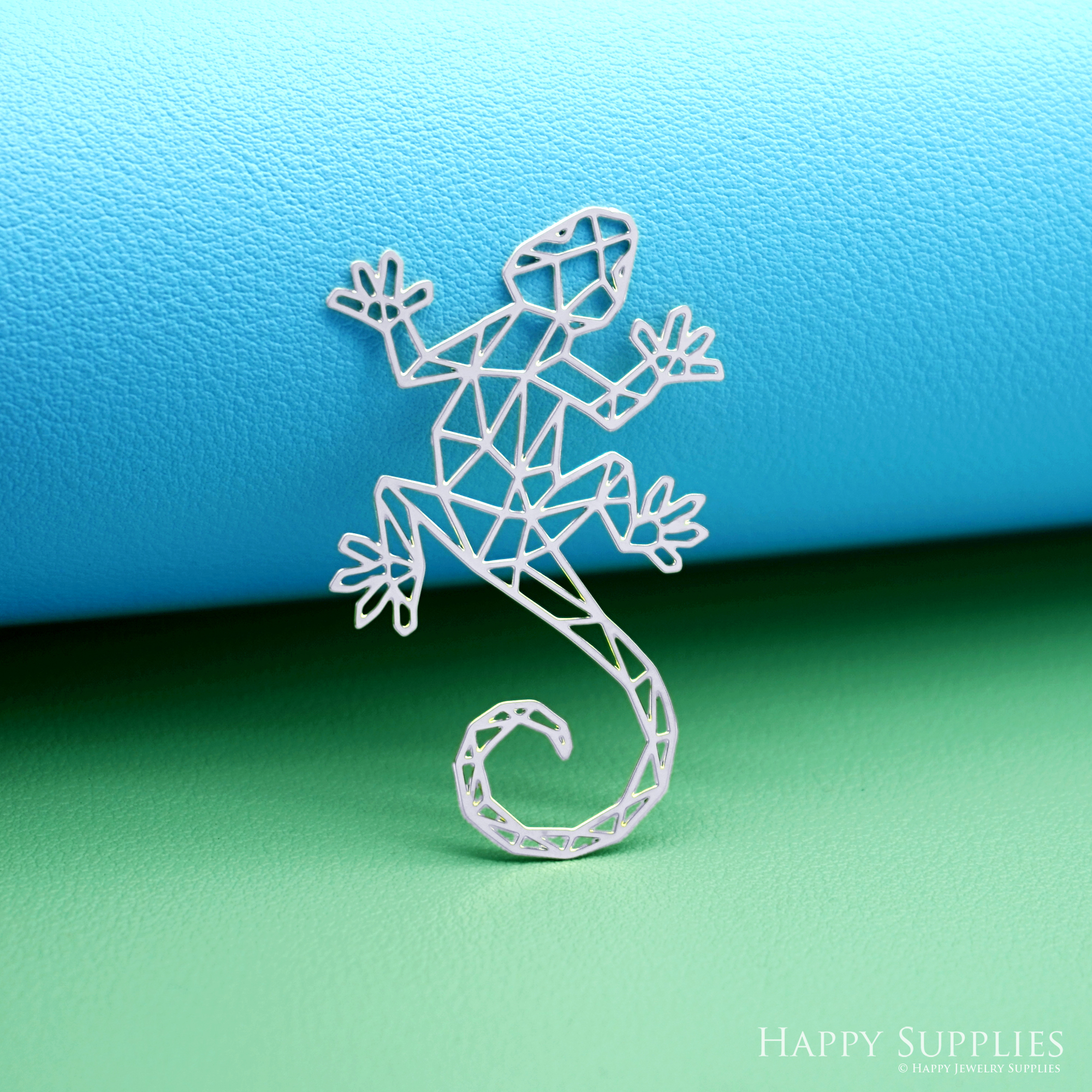 2pcs Stainless Steel Jewelry Charms, Raw Brass Charms, Gecko Charms, Earrings Findings, Stainless Steel Silver Jewelry Pendants, Brass Jewelry Findings, Stainless Steel Pendants Jewelry Wholesale (D3013)