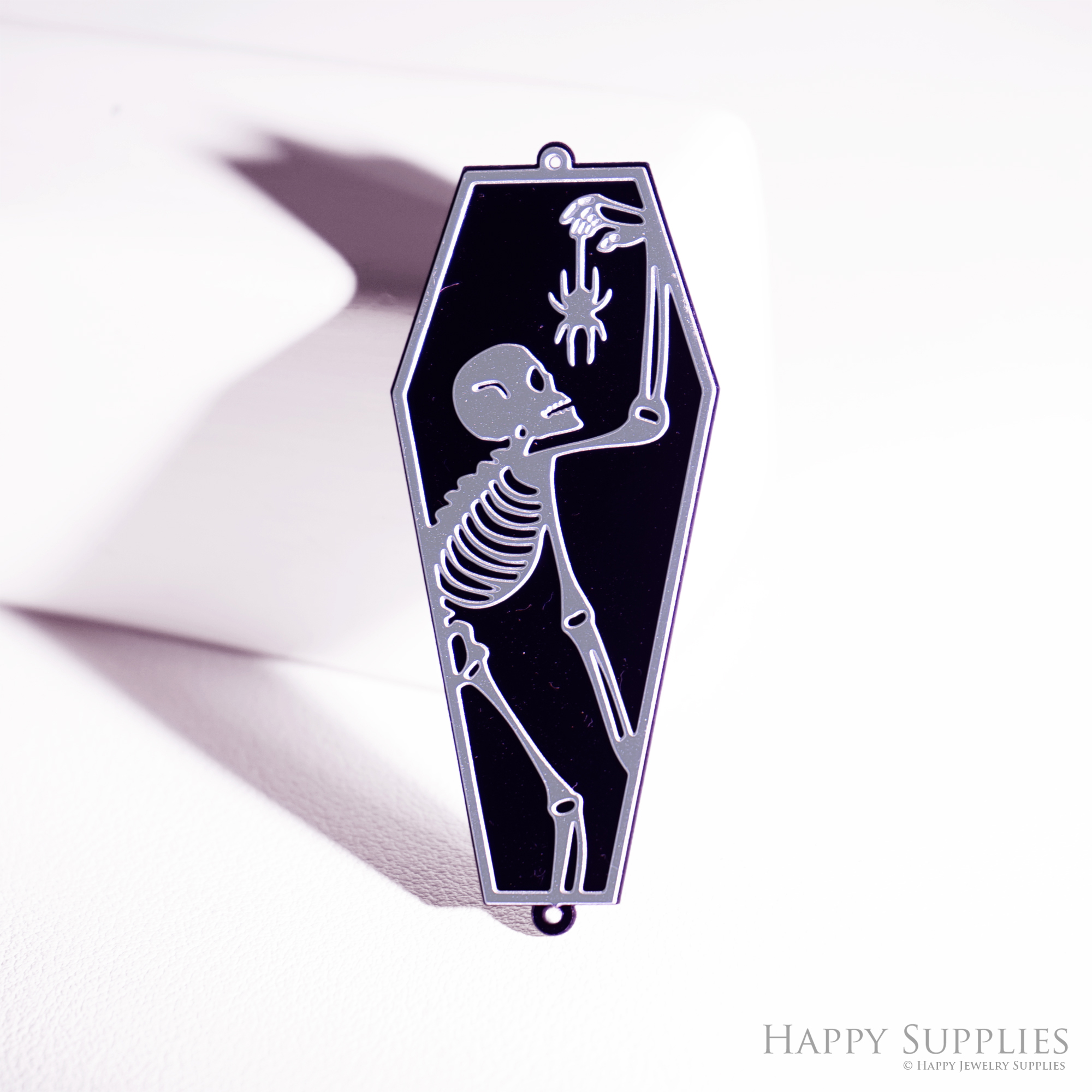 2pcs Rainbow Skull Charm, Brass Prism Charm, Iridescent Skull Pendant, Halloween Coffin Connector, DIY Jewelry Making Supplie, Suncatchers(Q050)