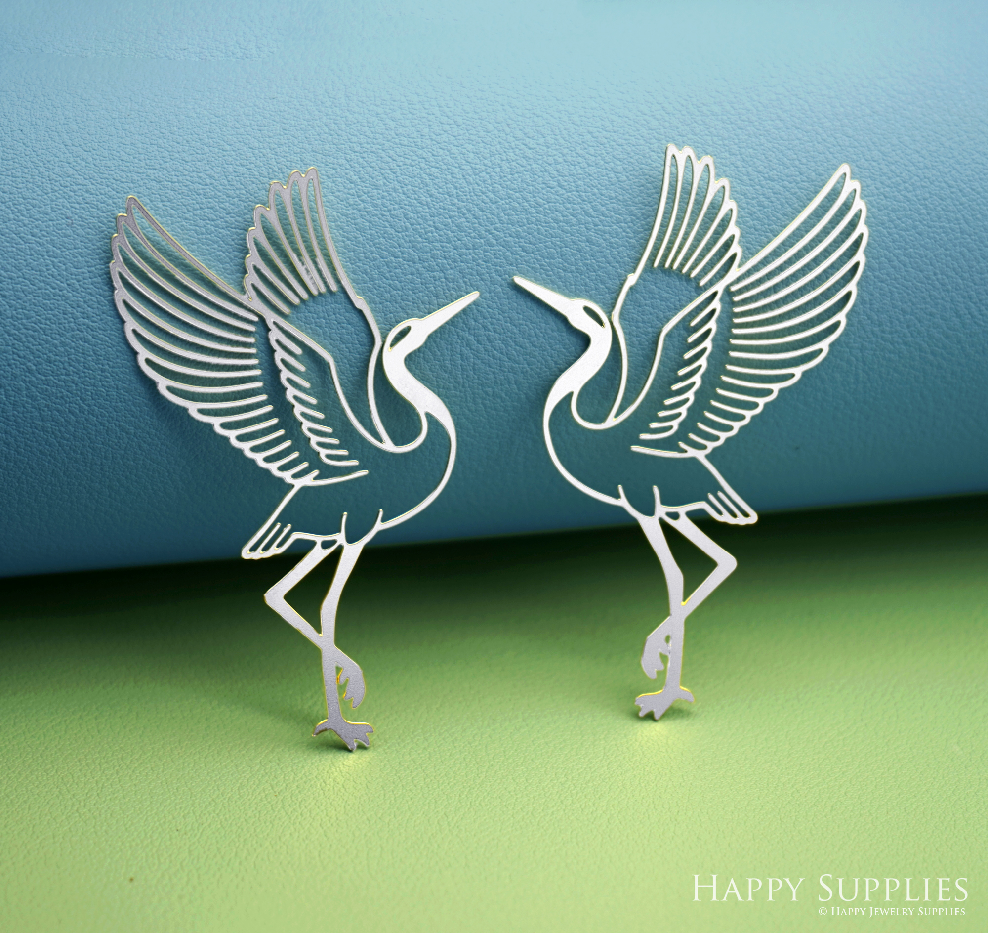 2pcs Stainless Steel Jewelry Charms, Raw Brass Charms, Crane Charms, Earrings Findings, Stainless Steel Silver Jewelry Pendants, Brass Jewelry Findings, Stainless Steel Pendants Jewelry Wholesale (D3033)