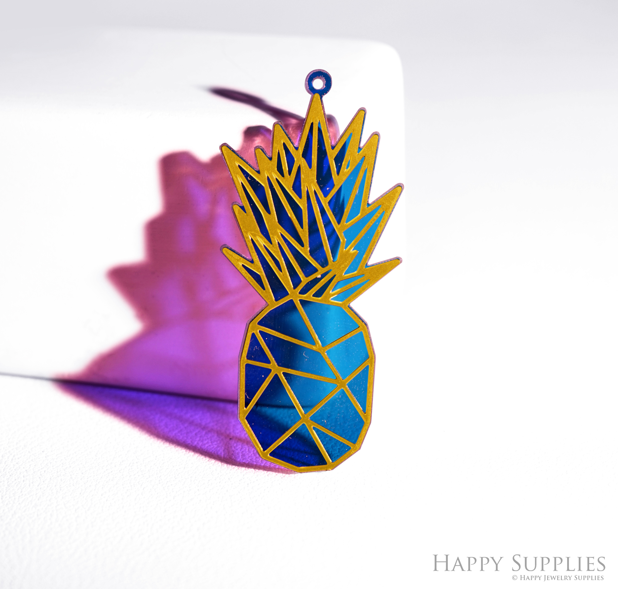 2pcs Rainbow Pineapple Charm, Brass Prism Charm, Iridescent Pineapple Pendant, Pineapple Connector, DIY Jewelry Making Supplie, Suncatcher (Q105)