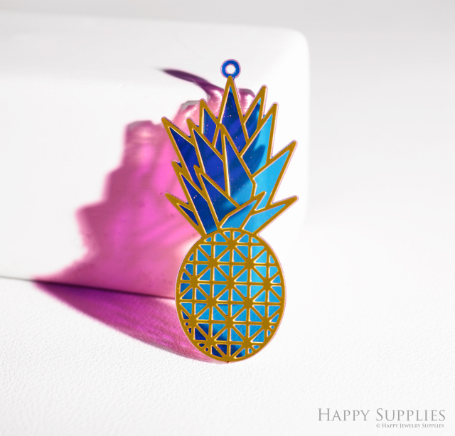 2pcs Rainbow Pineapple Charm, Brass Prism Charm, Iridescent Pineapple Pendant, Pineapple Connector, DIY Jewelry Making Supplie, Suncatcher (Q106)