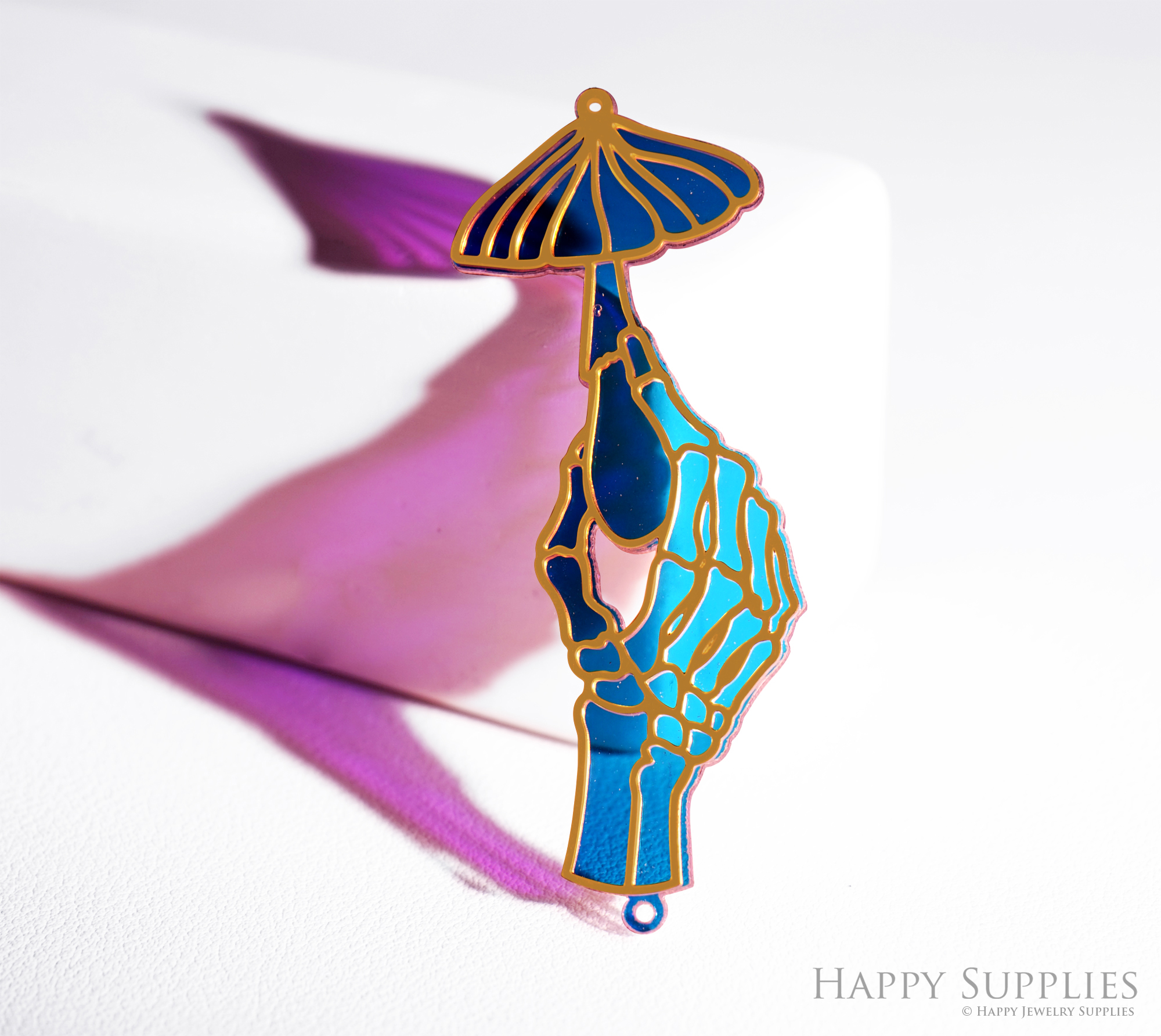 2pcs Rainbow Hand Charm, Brass Prism Charm, Iridescent Hand Pendant, Hand Connector, DIY Jewelry Making Supplie, Suncatcher (Q109)