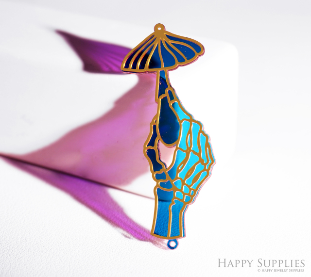 2pcs Rainbow Hand Charm, Brass Prism Charm, Iridescent Hand Pendant, Hand Connector, DIY Jewelry Making Supplie, Suncatcher (Q109)
