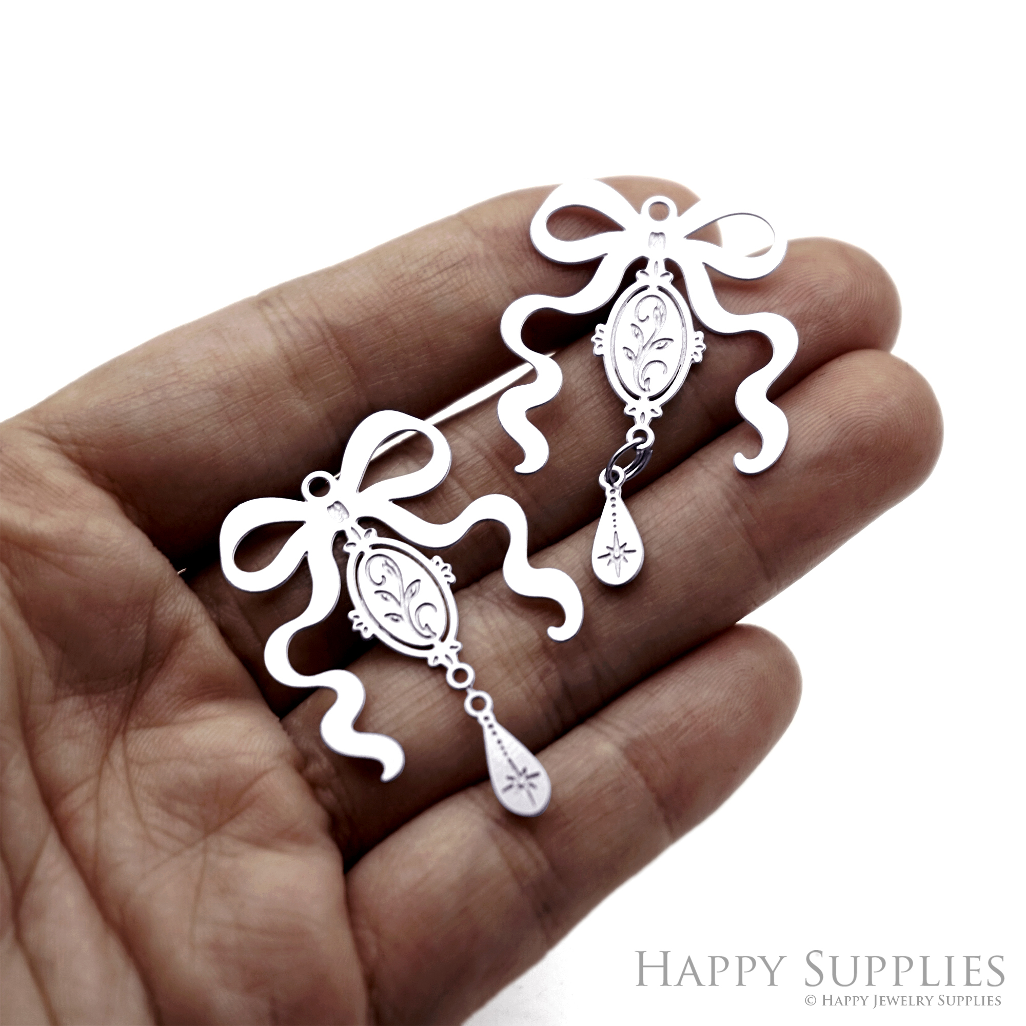 4pcs(1set) Corroded Stainless Steel Jewelry Charms, Bow Brass Charms, Etched Charms, Corroded Silver Jewelry Findings, Etched Pendants Jewelry Wholesale (SSB1229)