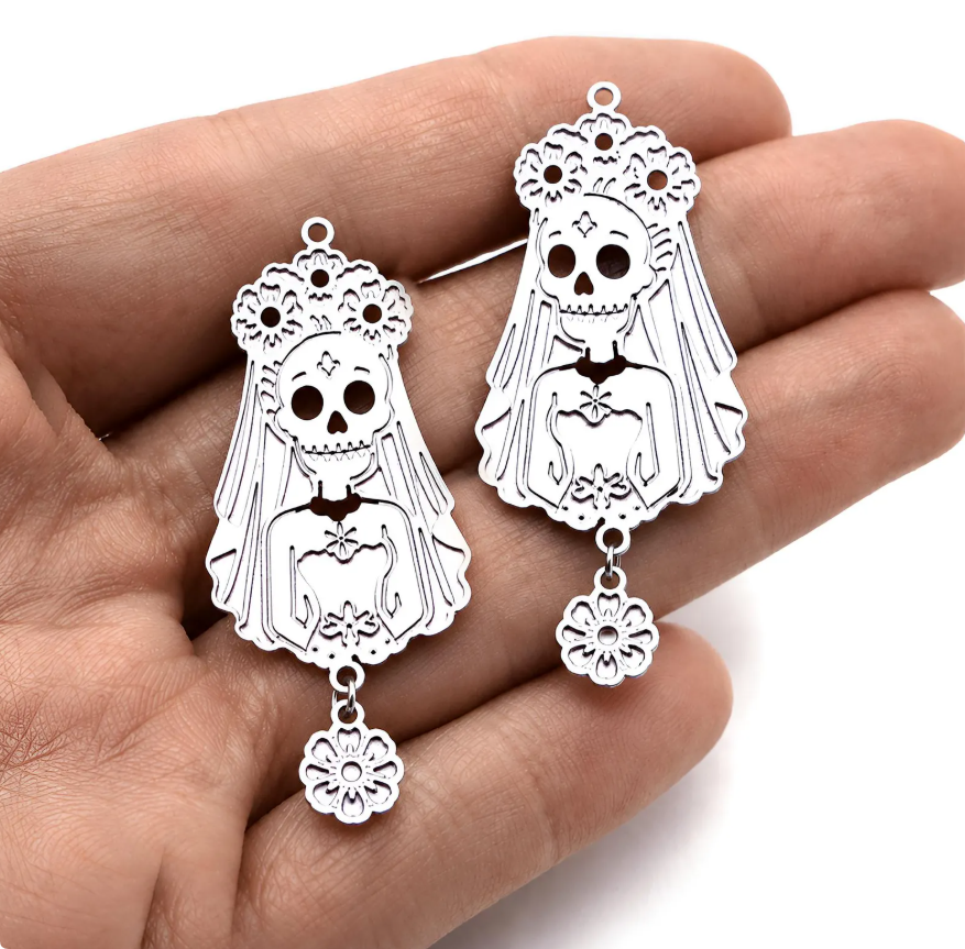 4pcs(1set) Day of the Dead Bride Charms, Mexican Skeleton Bride, Etched Stainless Steel Pendants, Floral Skull Earring Findings (SSB1261)