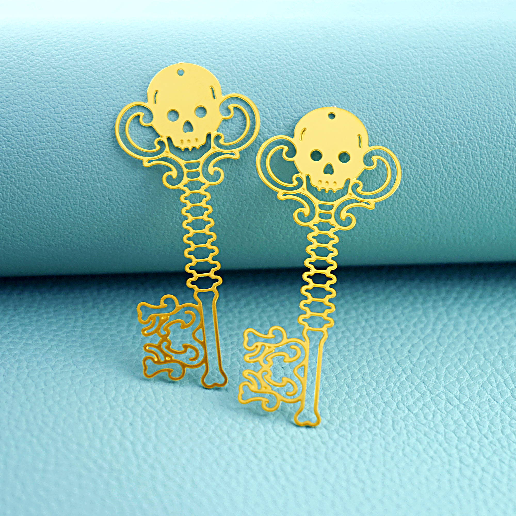 2pcs Skull Skeleton Key Charms, Gothic Key Pendants, Halloween Jewelry Findings, DIY Earrings Making Supplies (D3066)