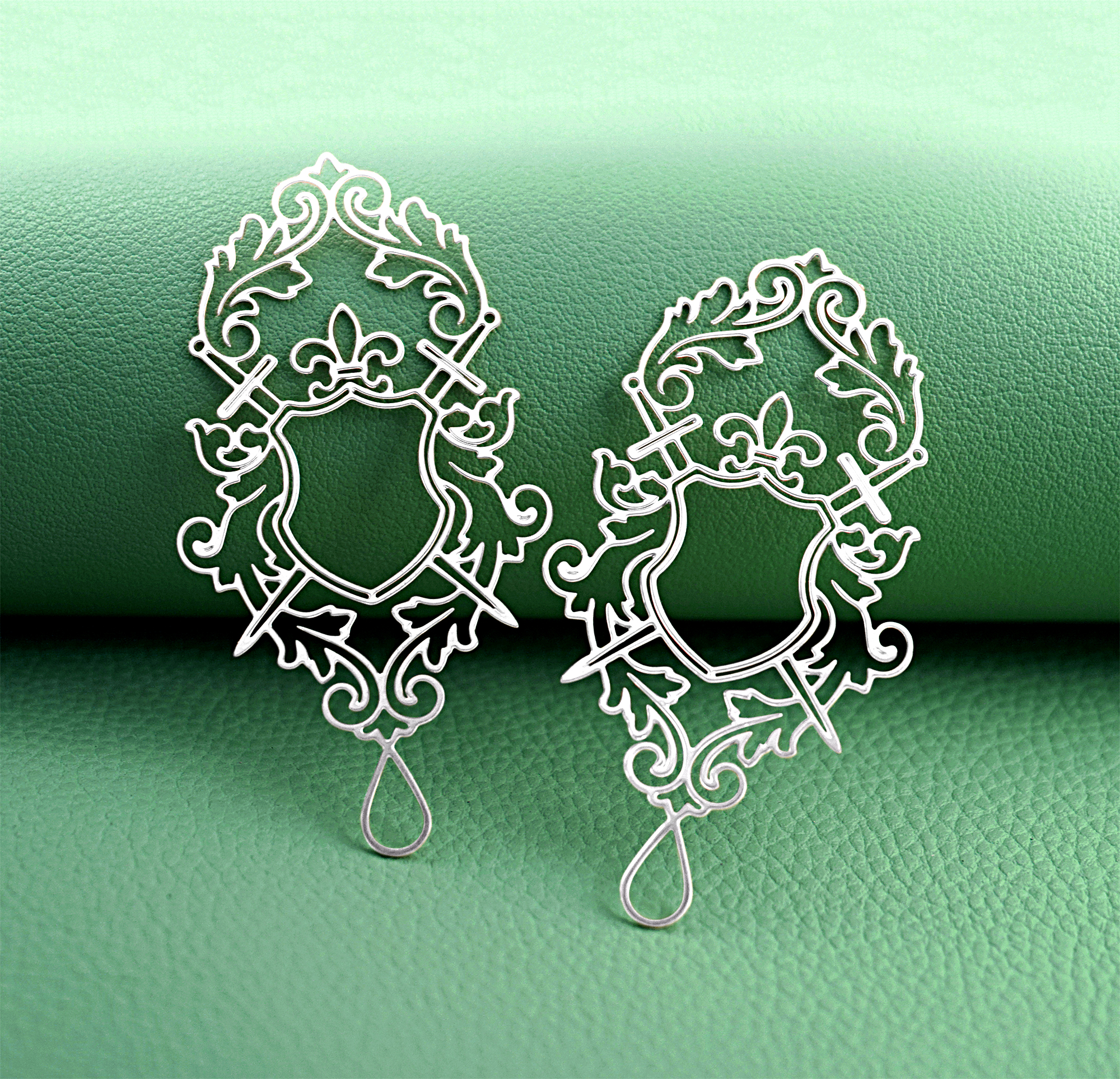 2pcs Ornate Heart Frame Charms, Rococo Baroque Pendants, Romantic Jewelry Findings, DIY Earrings Making Supplies (D3071)