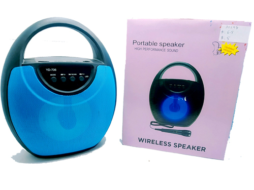 pequeño altavoz