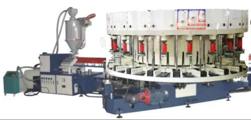 MACHINE FOR MOND LEISURE AND SPORTS SHOES