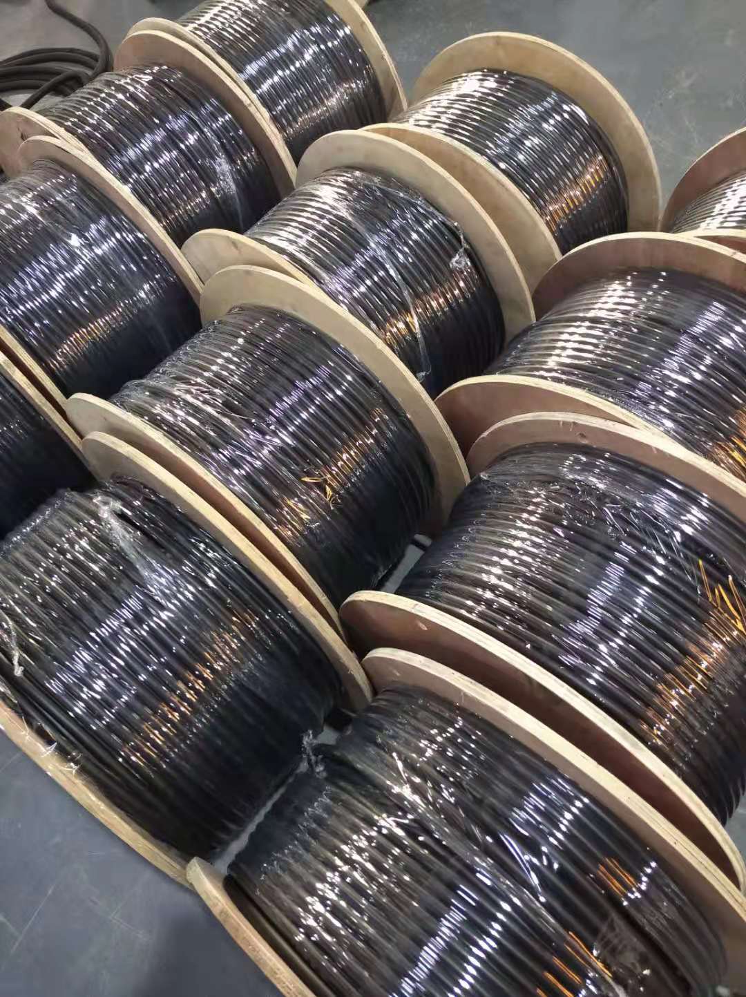 Customized and OEM 300 300V AVVR Cable 3x1.5 H05VV-F Cable Flexible Copper PVC Cable Electric Wire and Cable Housing Wire Building Wire
