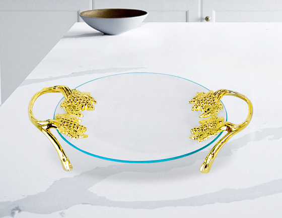 Glass dish