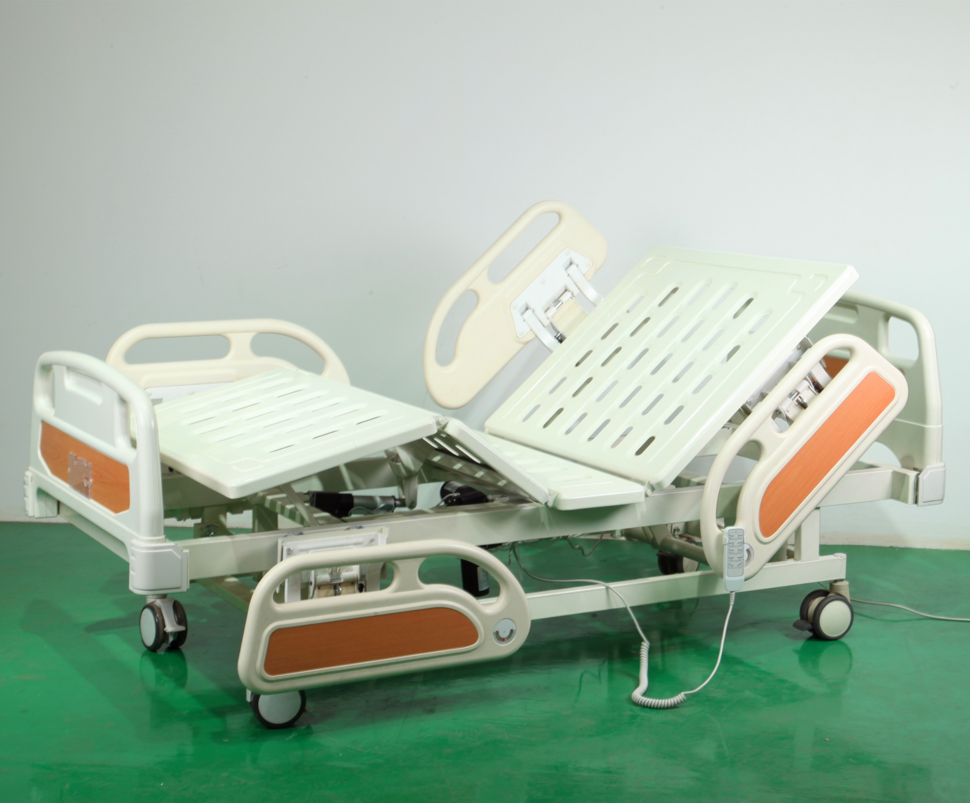 Most Popular Cheap Price Three Function Medical Furniture Height Adjustable Hospital Electric Beds For Sale