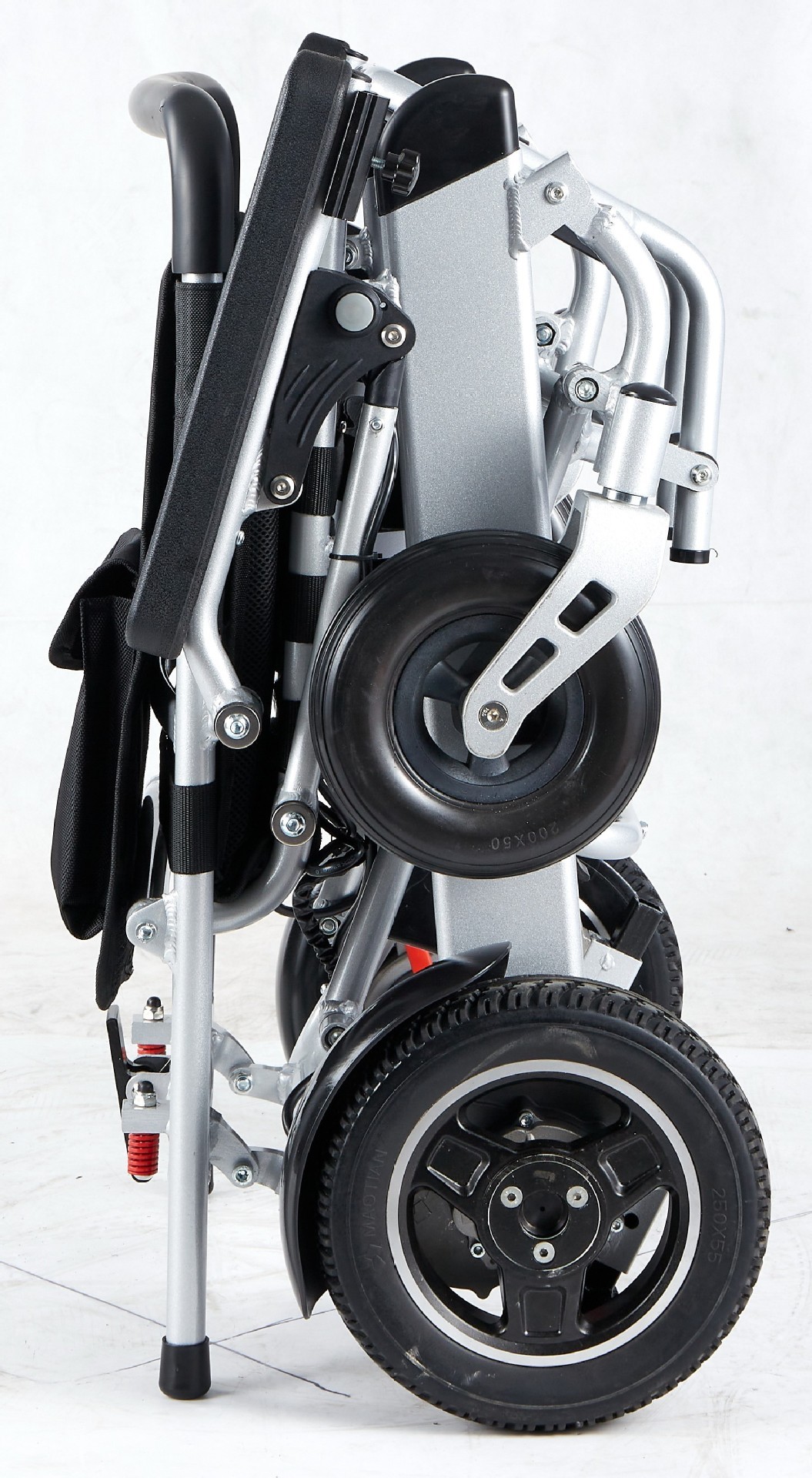 Lightweight aluminum alloy frame folding ten inch rear wheels lithium electric brushless motor electric wheel chair