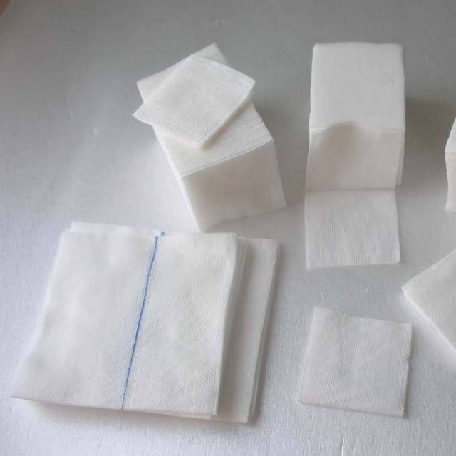 Certified medical wound care white absorbent sterile gauze swab pack
