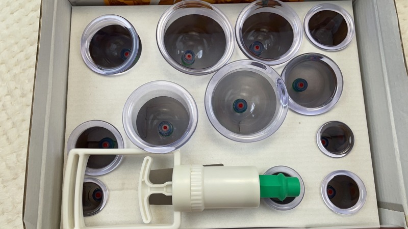 Cupping machine in 12 bottles