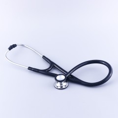 Mirror frequency stainless steel stethoscope in cardiology department