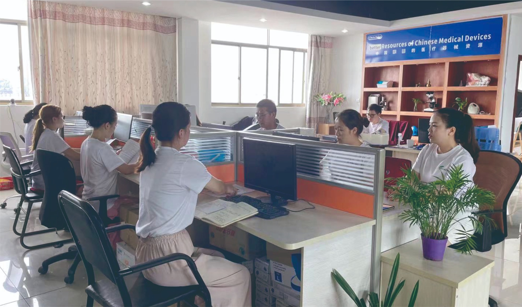 A professional business team escorts you
