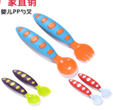 Polka dot spoon boxed
