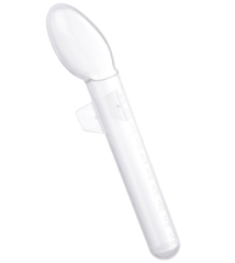 Feed the medicine spoon
