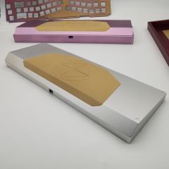 CNC Machining Mirror Polished Ergonomic Keyboard Case