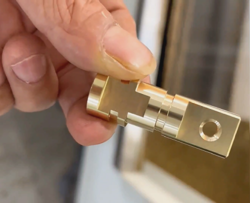 CNC machining brass fittings #cncmachining #cncservices #cncmilling #cncturning