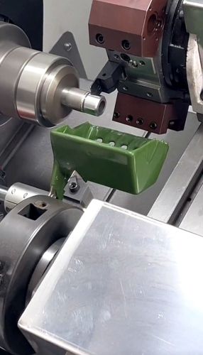 With this device, products will never be injured again #CNC machining service