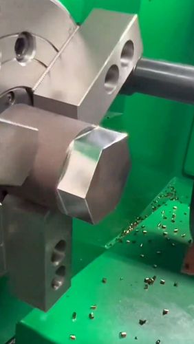 One cut to finish six sides #CNC machining service
