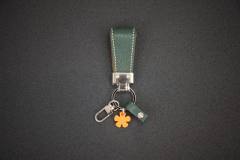 VAGENARI Genuine leather sheepskin keychain