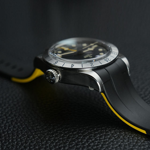 Rubber strap for Tudor Black Bay Pro M79470 39mm Tang Buckle
