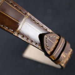 VAGENARI  alligator strap for Patek 4946R