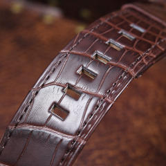 Vagenari alligator strap for Corum Admirals Cup 48mm A690/04316