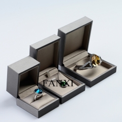 FANXI Luxury Silver Gray Leatherette Storage Boxes With Beige Silk Insert For Ring Necklace Bangle Bracelet Packaging PU Leather Jewellery Box