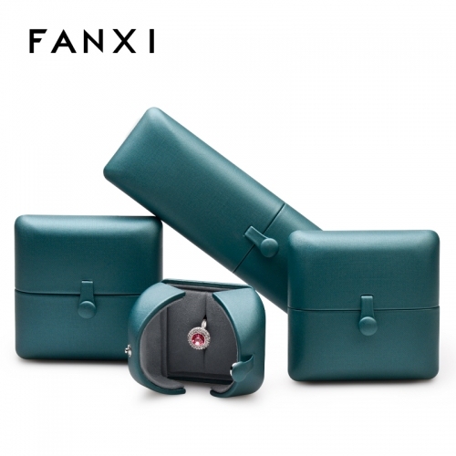 Customise green leather jewellery box packaging