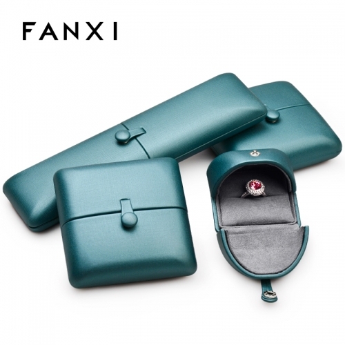 Customise green leather jewellery box packaging