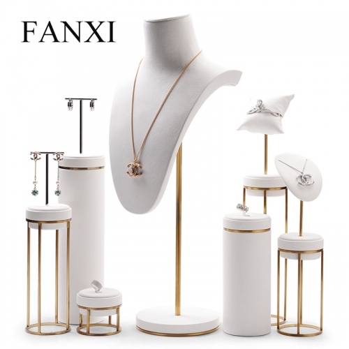 Luxurious jewelry display stand rack